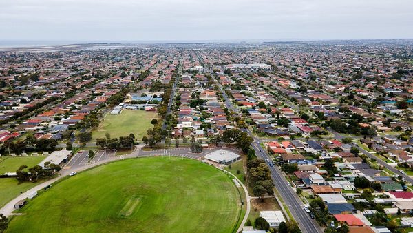 Singles in Altona Meadows: view of the city
