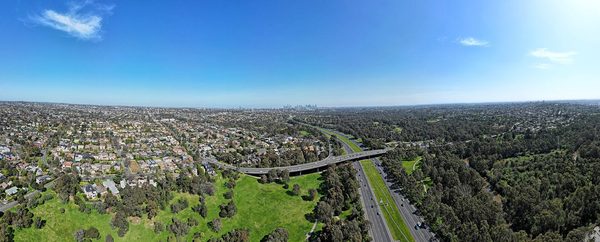 Singles in Balwyn North: view of the city