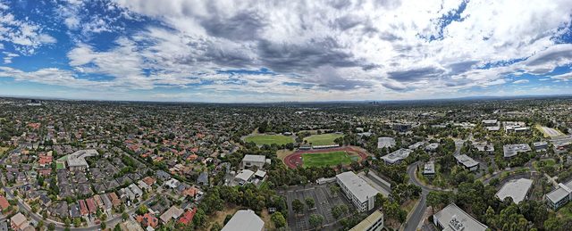Singles in Burwood East: view of the city