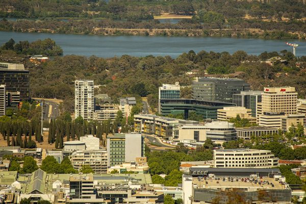 Singles in Canberra: view of the city