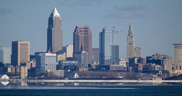 Singles in Cleveland: view of the city