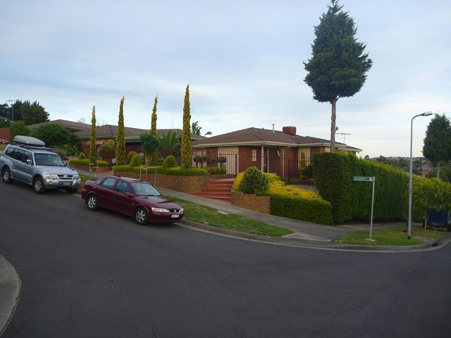 Singles in Endeavour Hills: view of the city