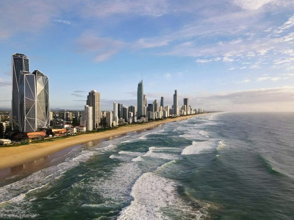 Singles in Gold Coast: view of the city