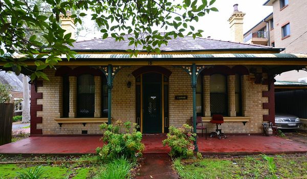 Singles in Hurstville: view of the city