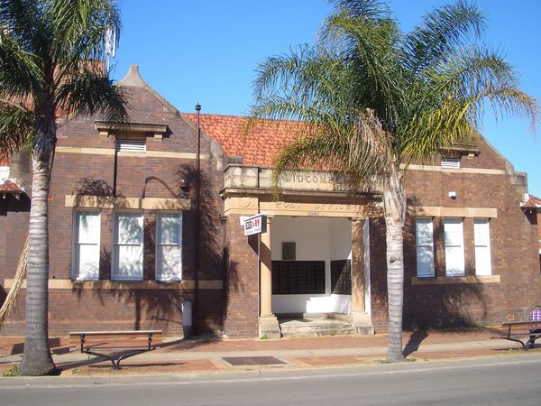 Singles in Lidcombe: view of the city
