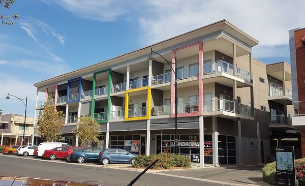 Singles in Mawson Lakes: view of the city