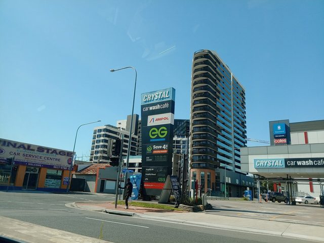 Singles in Merrylands: view of the city