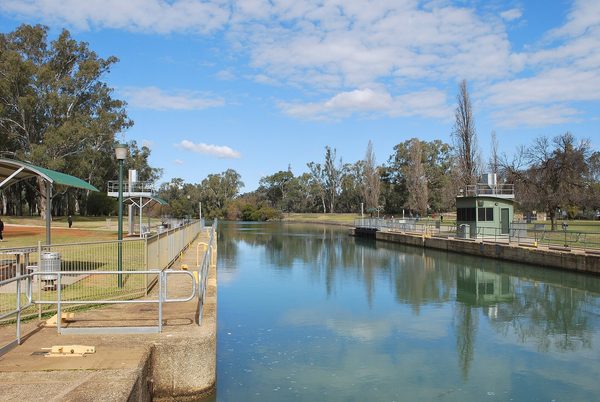 Singles in Mildura: view of the city