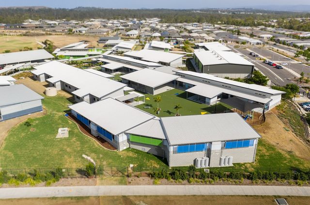 Singles in Redbank Plains: view of the city
