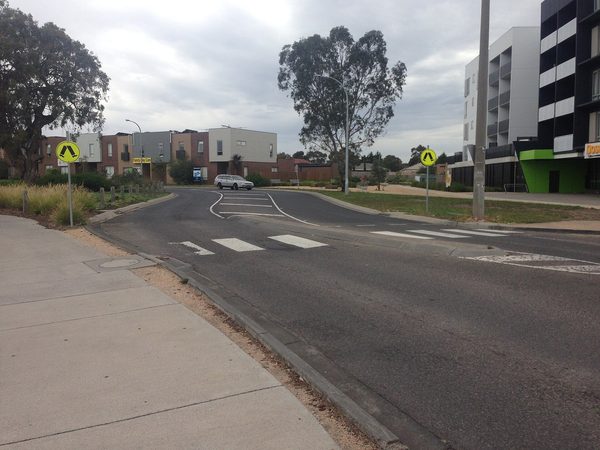 Singles in Roxburgh Park: view of the city