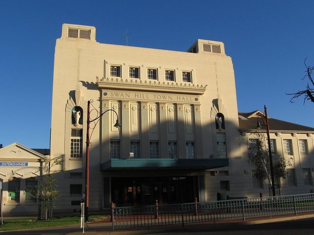 Singles in Swan Hill: view of the city